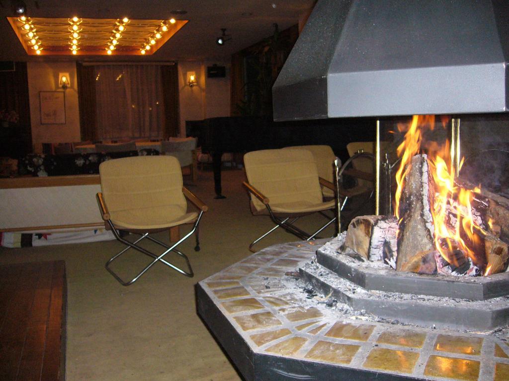 Naeba Springs Hotel Yuzawa  Zewnętrze zdjęcie