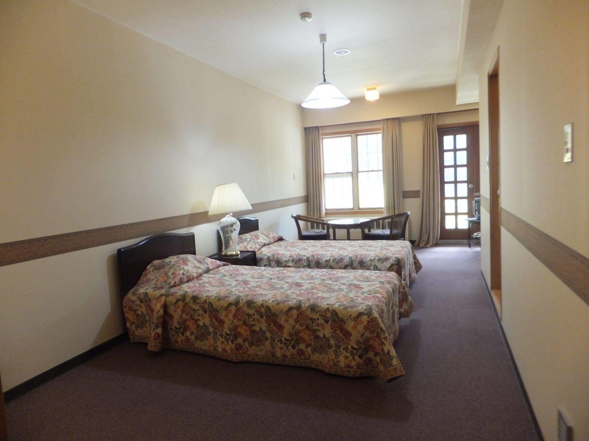 Naeba Springs Hotel Yuzawa  Zewnętrze zdjęcie